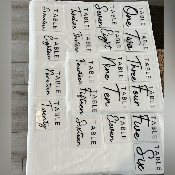 Wedding Handmade Elegant Acrylic Black Table Numbers - Picture 7 of 11